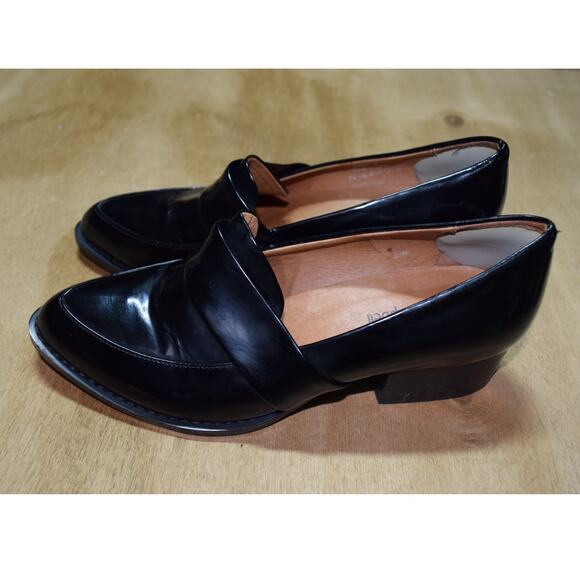 Jeffrey Campbell Black Leather Loafers Women’s 6 Pointed Toe Low Heel Classic - Picture 2 of 4